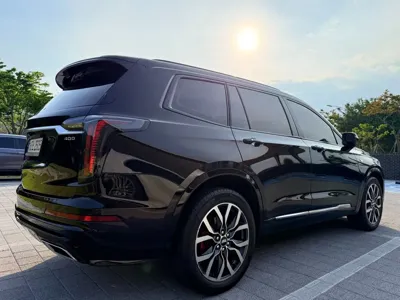 Cadillac XT6