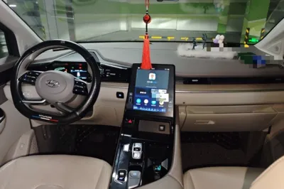 Hyundai Custo