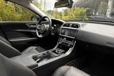 Jaguar XEL