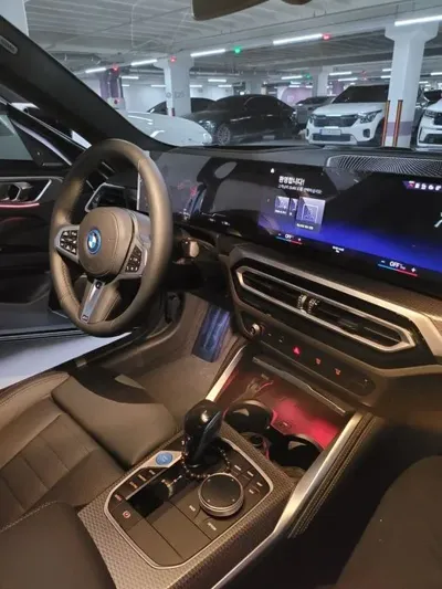 BMW i4