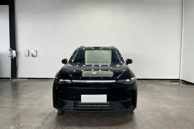 Leapmotor C16