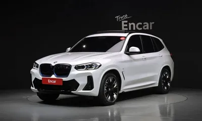 BMW iX3