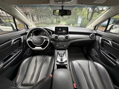 BAIC EU5