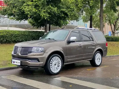Lincoln Navigator
