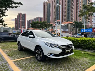 Venucia T90