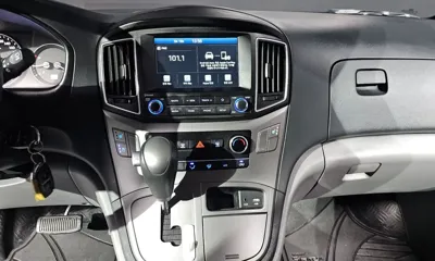 Hyundai Starex