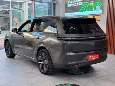 Li Auto Li L8