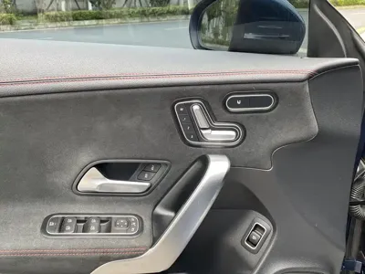 Mercedes-Benz CLA (Import)