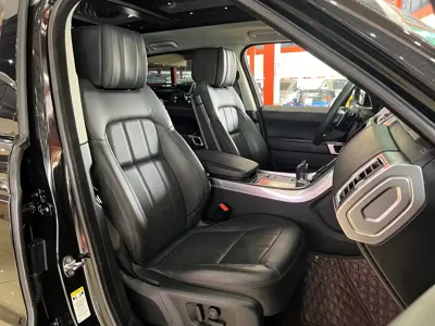 Land Rover Sport
