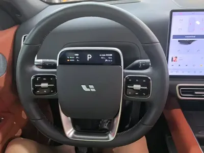 Li Auto Li L7