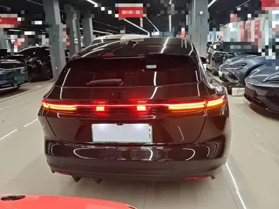 Nio ET5T