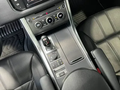 Land Rover Sport