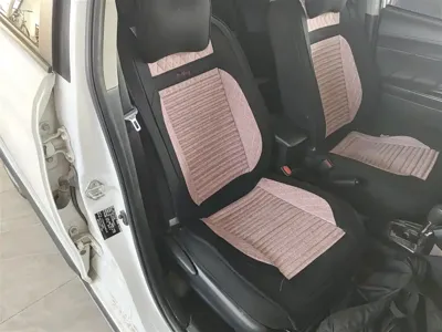Toyota Yaris L