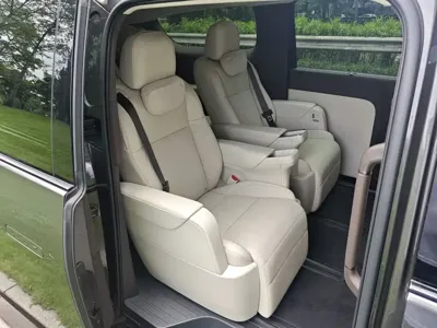 Li Auto Li MEGA