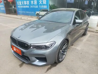 BMW M5