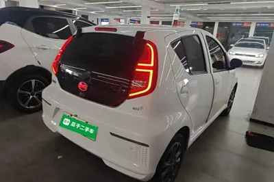BYD e1