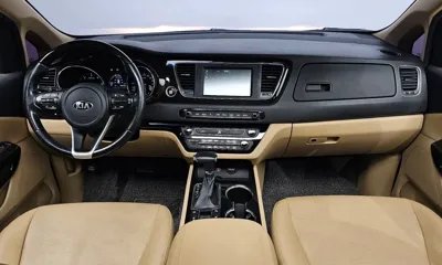 Kia Canival