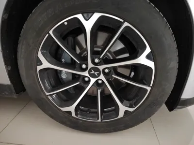 Xpeng P7
