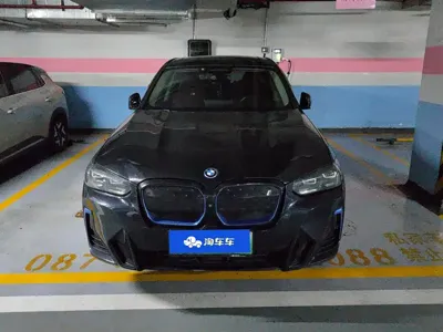 BMW iX3