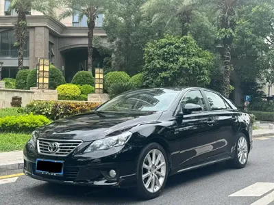 Toyota Reiz