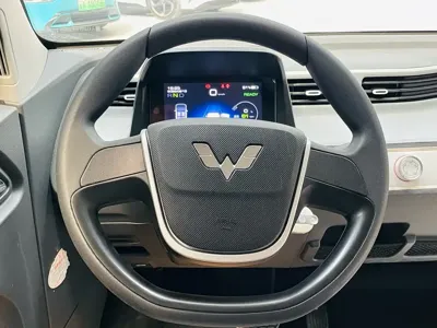 Wuling MINIEV