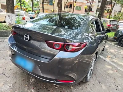 Mazda 3 Axela