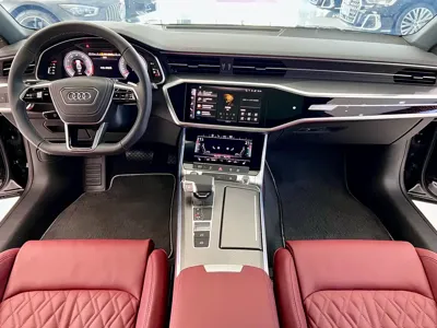 Audi A7L
