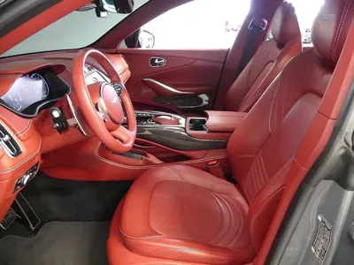 Astonmartin DBX