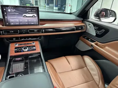 Lincoln Aviator