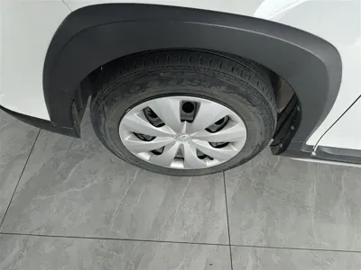 Toyota Yaris L
