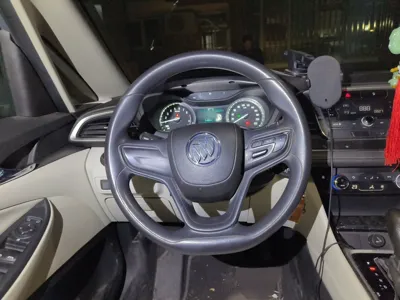 Buick GL6
