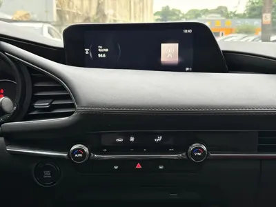 Mazda 3 Axela