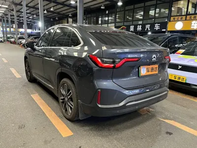 Nio EC6