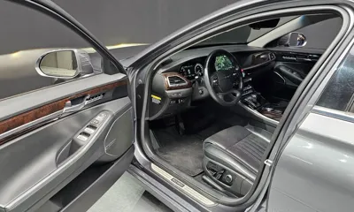 Genesis EQ900