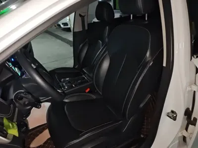 Roewe i6 Classic