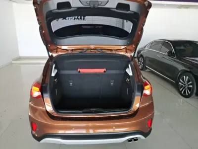 Ford Focus Active