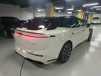 Zeekr 极氪007GT