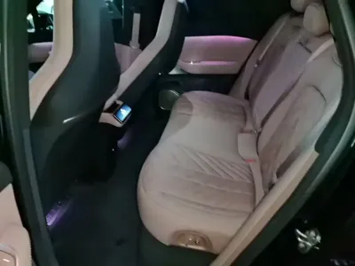 Nio EC6