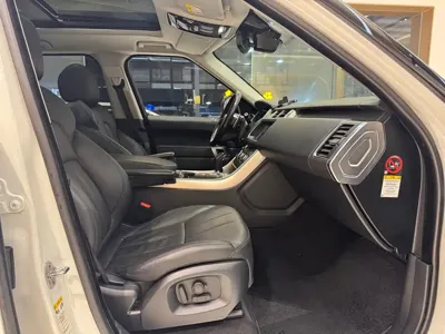 Land Rover Sport