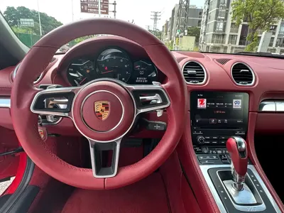 Porsche 718
