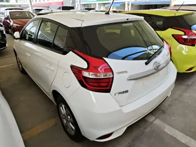 Toyota Yaris L