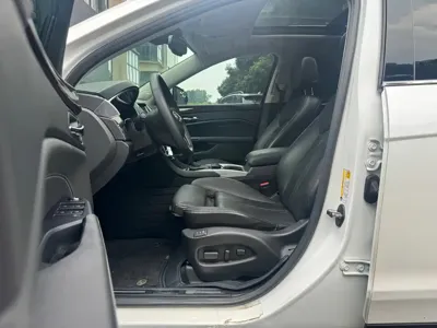 Cadillac SRX
