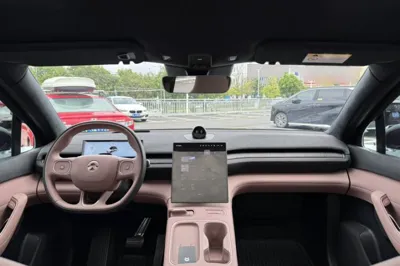Nio EC6