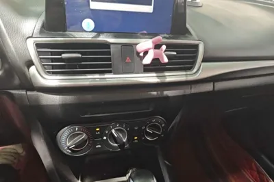Mazda Mazda 3 Axela