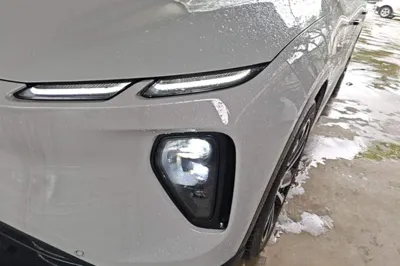 Nio EC6
