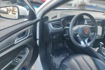 Roewe i5
