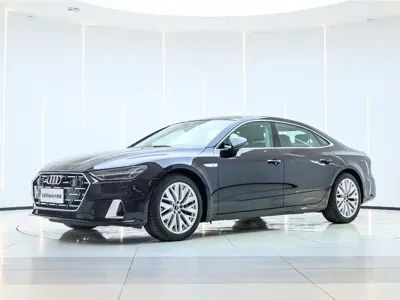 Audi A7L