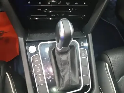 Volkswagen 迈腾 PHEV