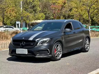Mercedes-Benz GLA AMG