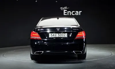 Hyundai Equus